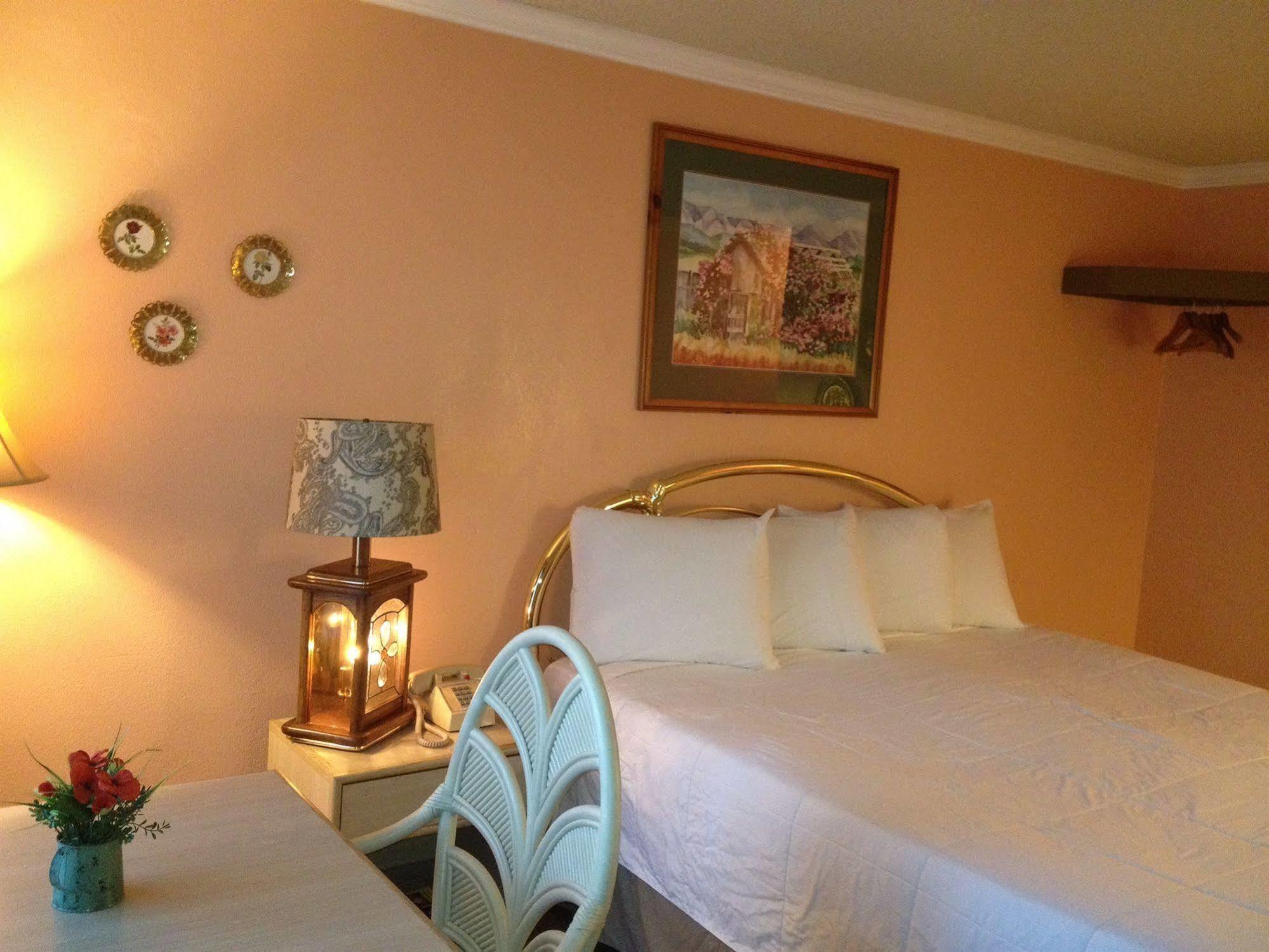 Victorian Inn Sparks Bagian luar foto