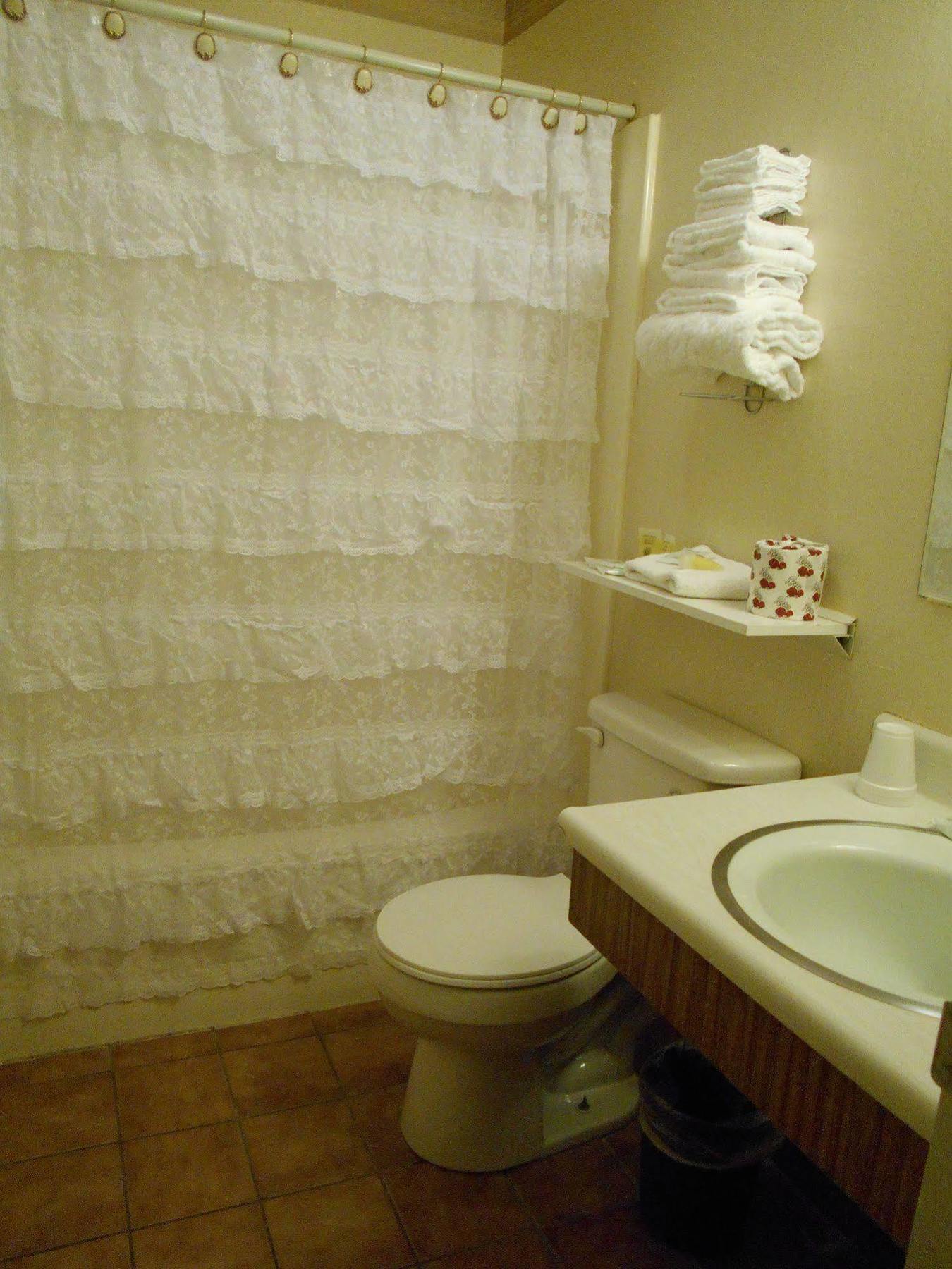 Victorian Inn Sparks Bagian luar foto