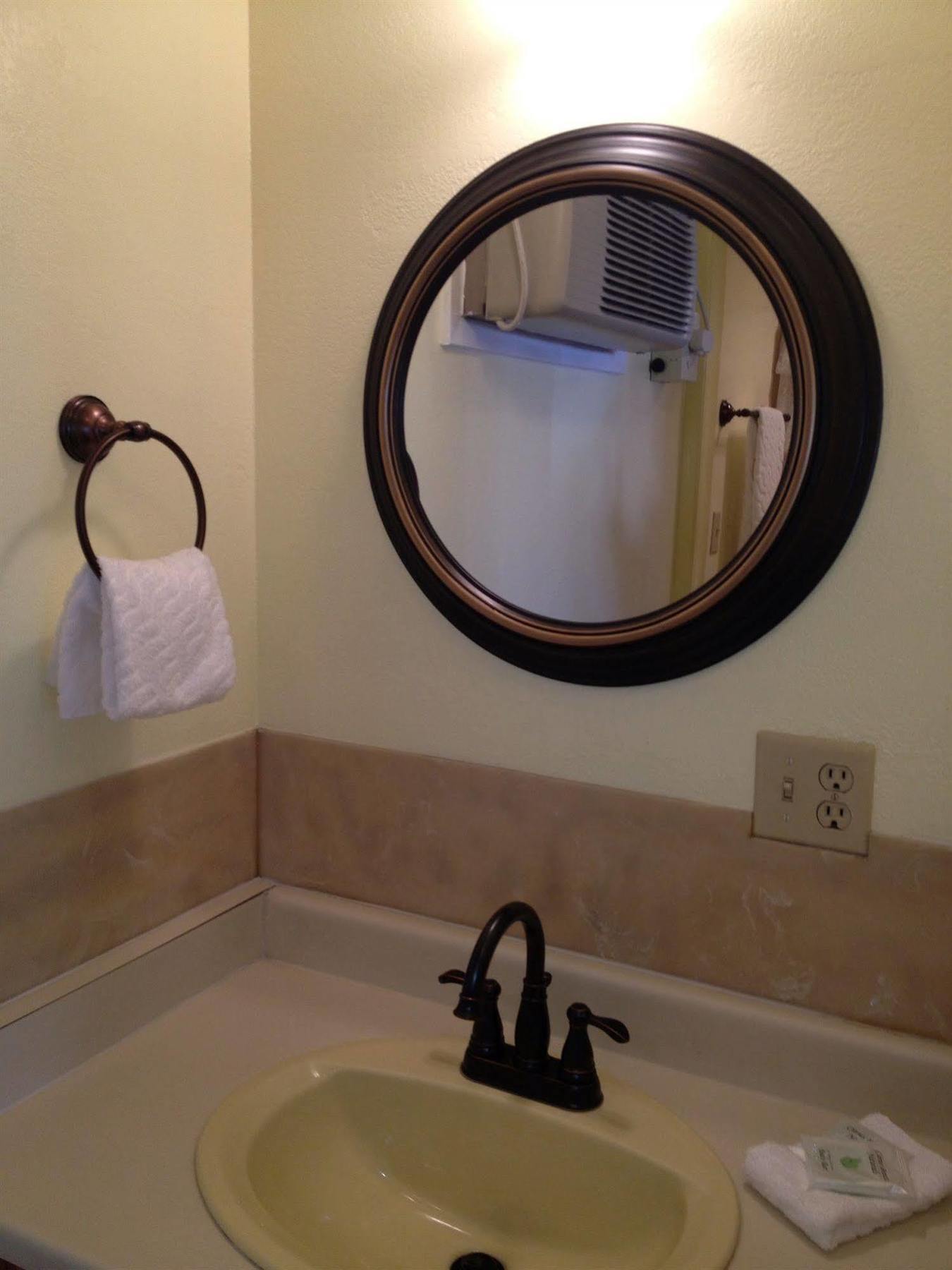 Victorian Inn Sparks Bagian luar foto