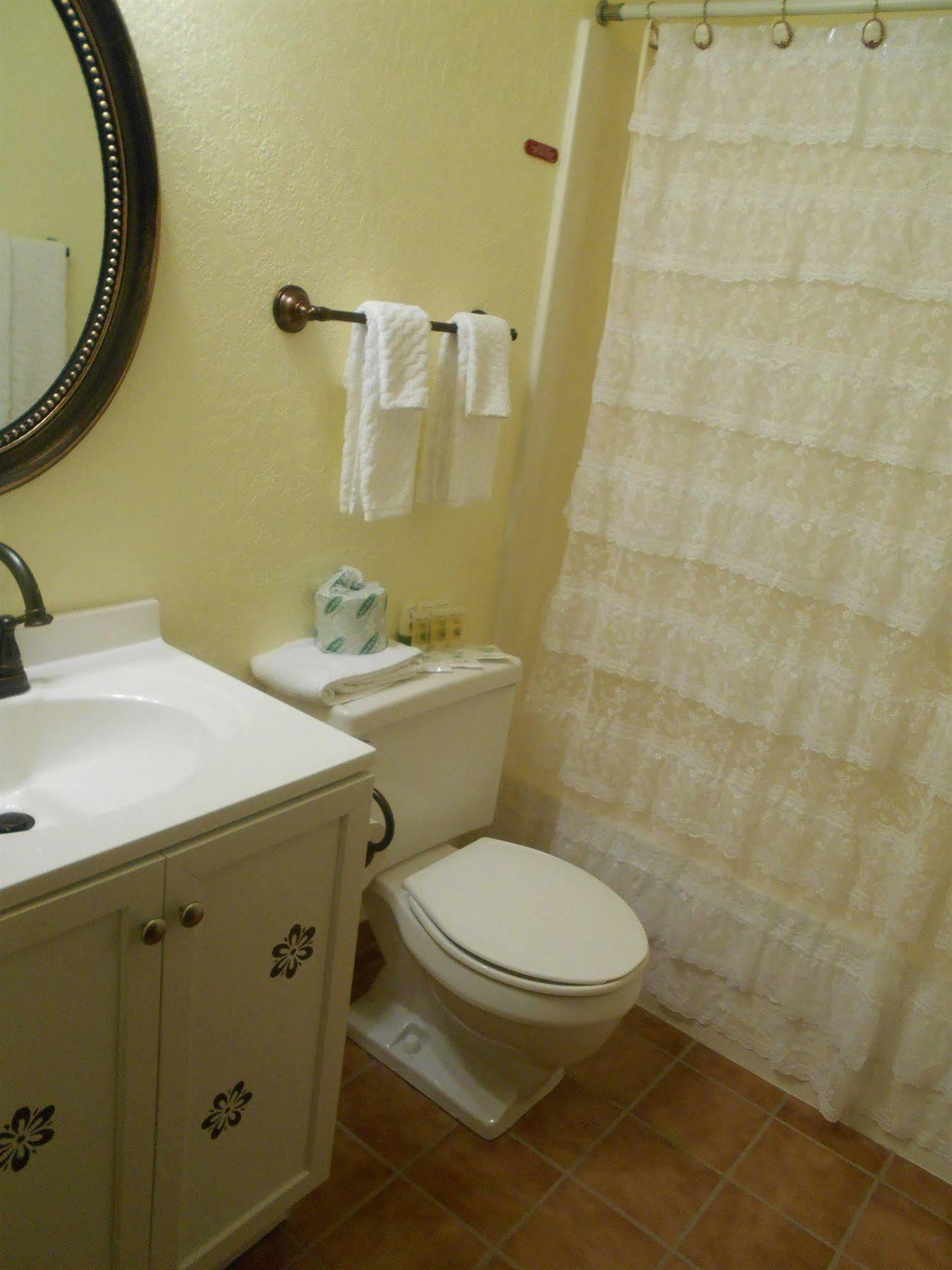 Victorian Inn Sparks Bagian luar foto
