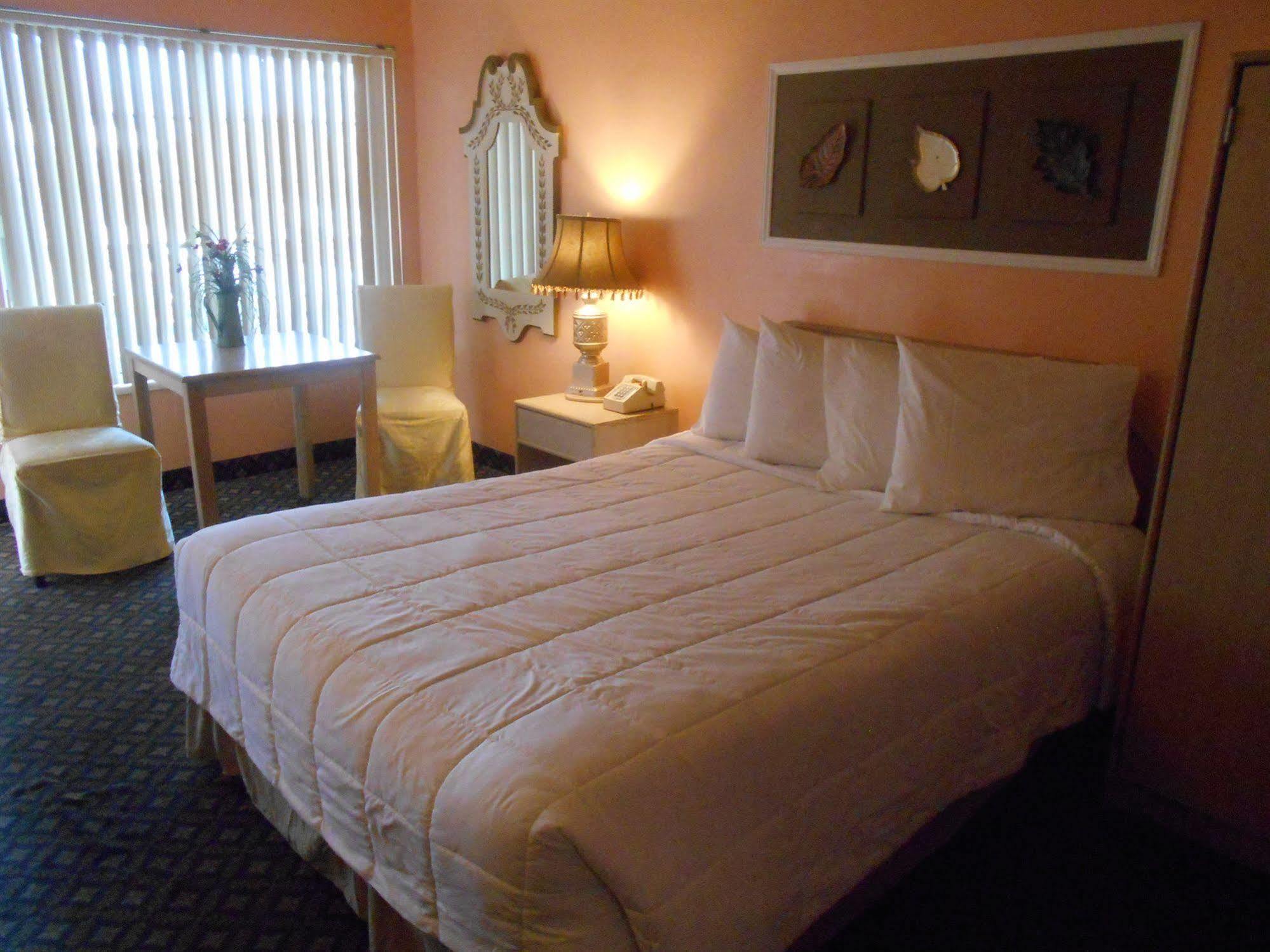 Victorian Inn Sparks Bagian luar foto